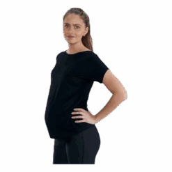 Astra Mama T-shirt Black